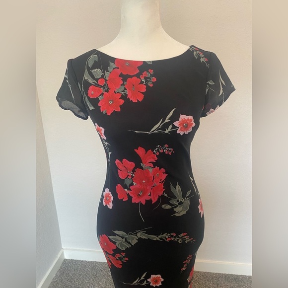 Vintage 90s Floral Maxi Dress - Picture 3 of 9